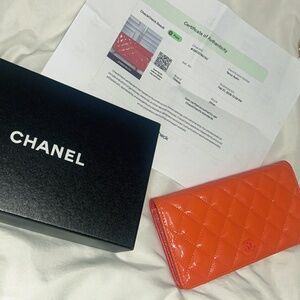 Chanel red/orange quilted patent leather wallet